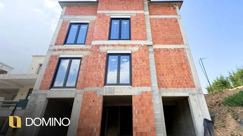 Haus zum Verkauf 456m² in Royal Green Residence