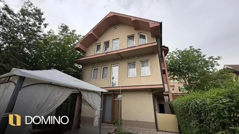 Shtëpi në shitje 230m² në lagjen Emshir, Prishtinë