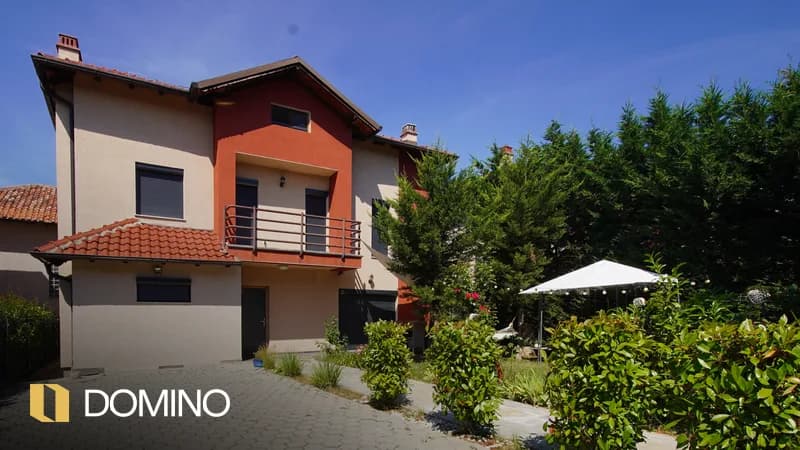 Shtëpi në shitje 285m² në Lagjen NIC, Prishtinë