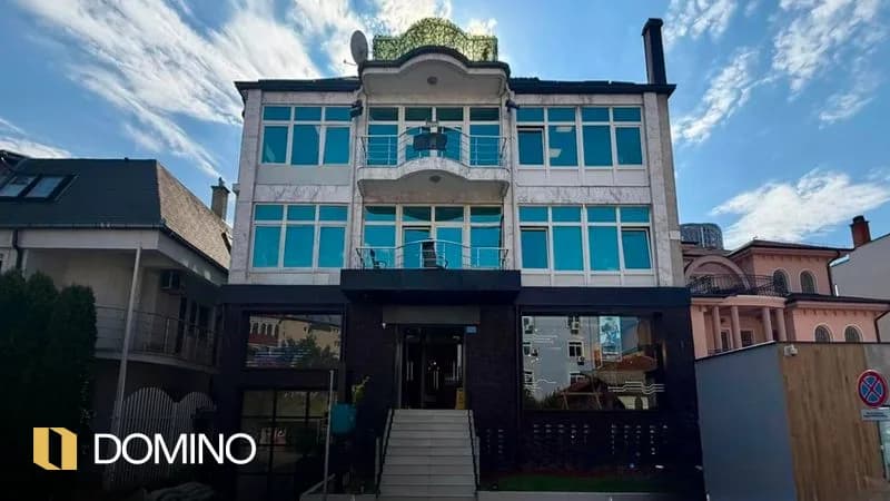 Zyre me qira 150m² në lagjen Pejton, Prishtinë