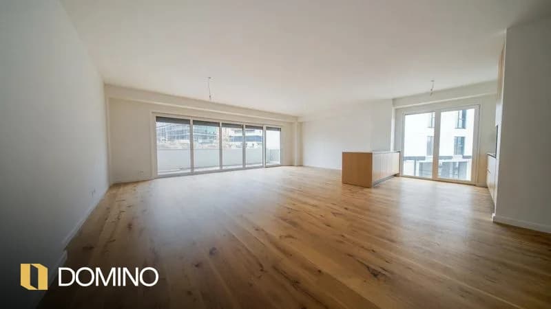 Duplex në shitje 246m² në lagjen Prishtina e Re, Prishtinë