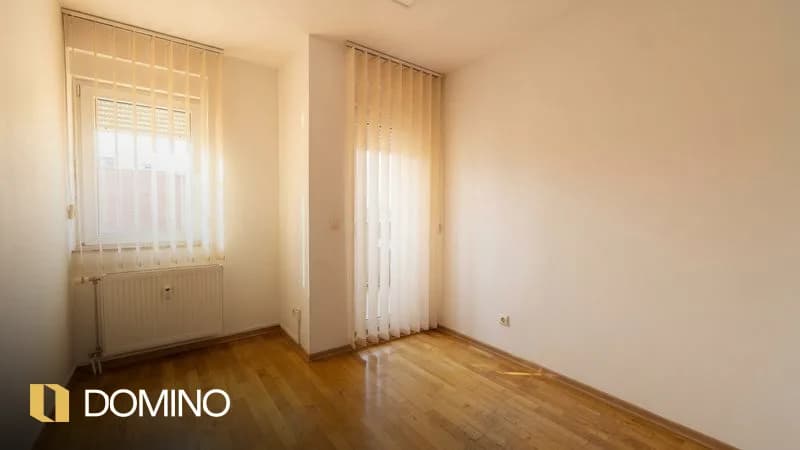 Banesë / zyre me qira 102m² në lagjen Arberi, Prishtinë