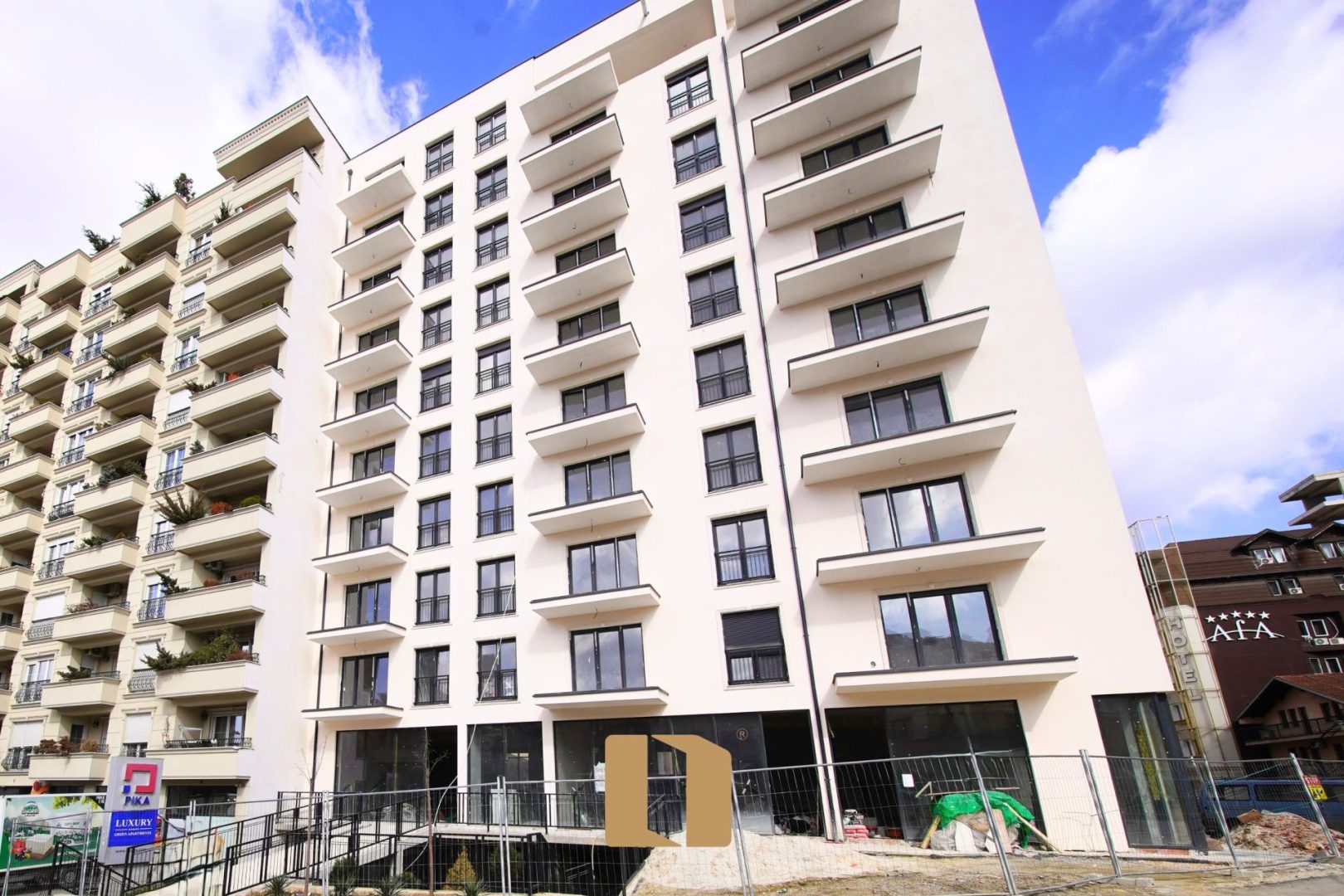 BANESË NË SHITJE – RRUGA GAZMEND ZAJMI | 77m²