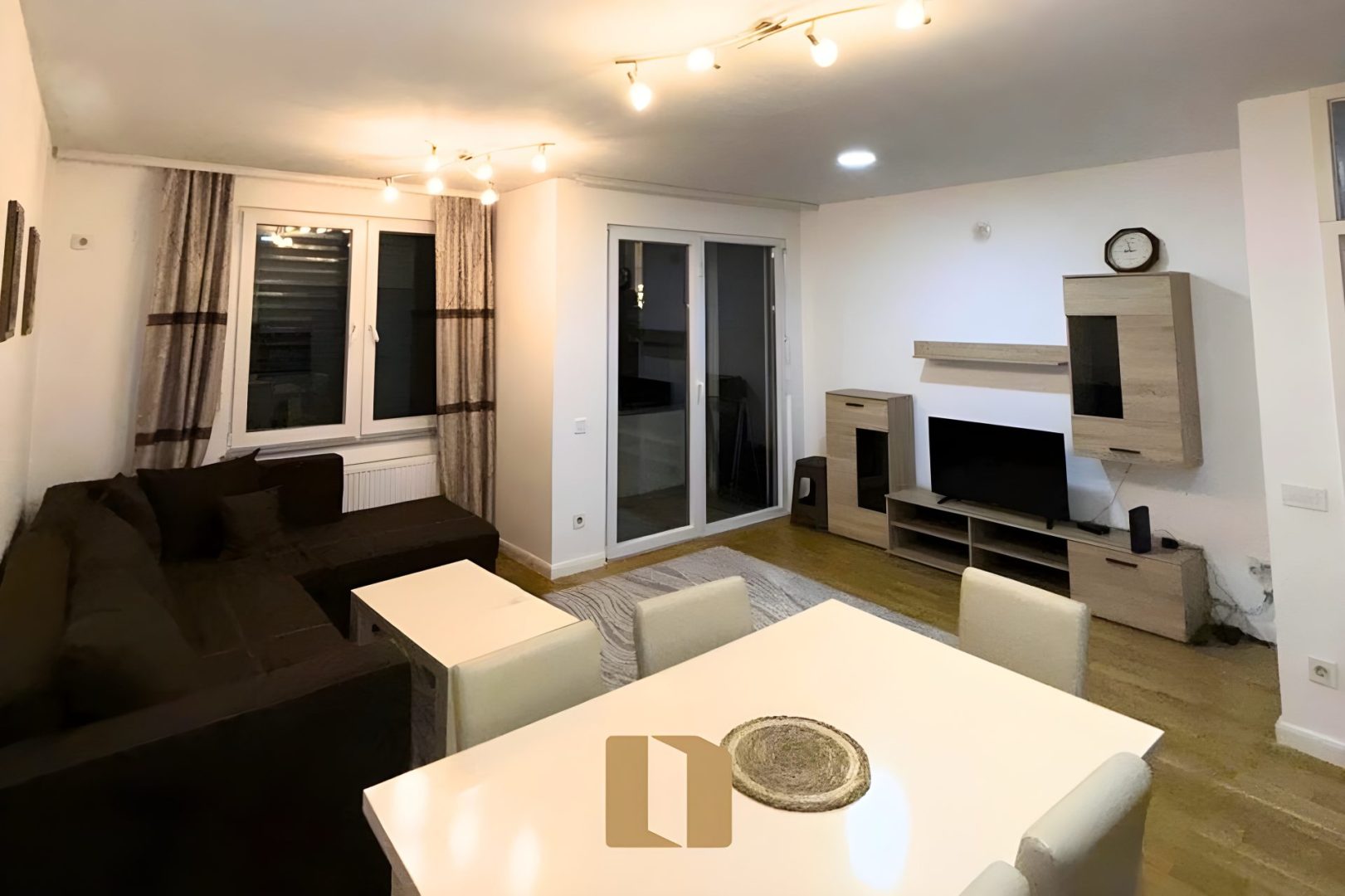 BANESË ME QIRA – RRUGA B | 65 m²