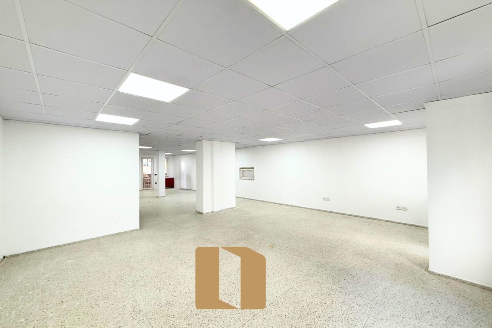 OBJEKT ME QIRA – NË QENDËR | 500 M²