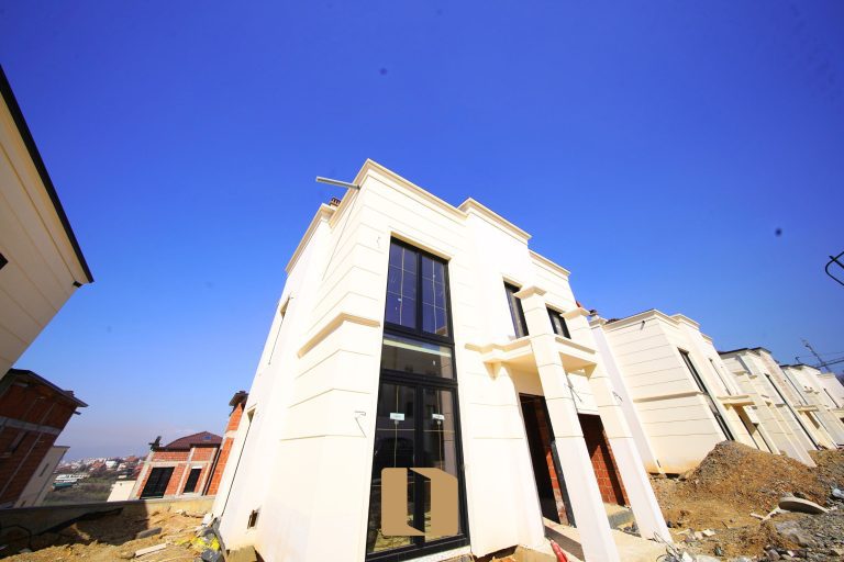 SHITET SHTËPI – ROYAL GREEN RESIDENCE | 357 M²