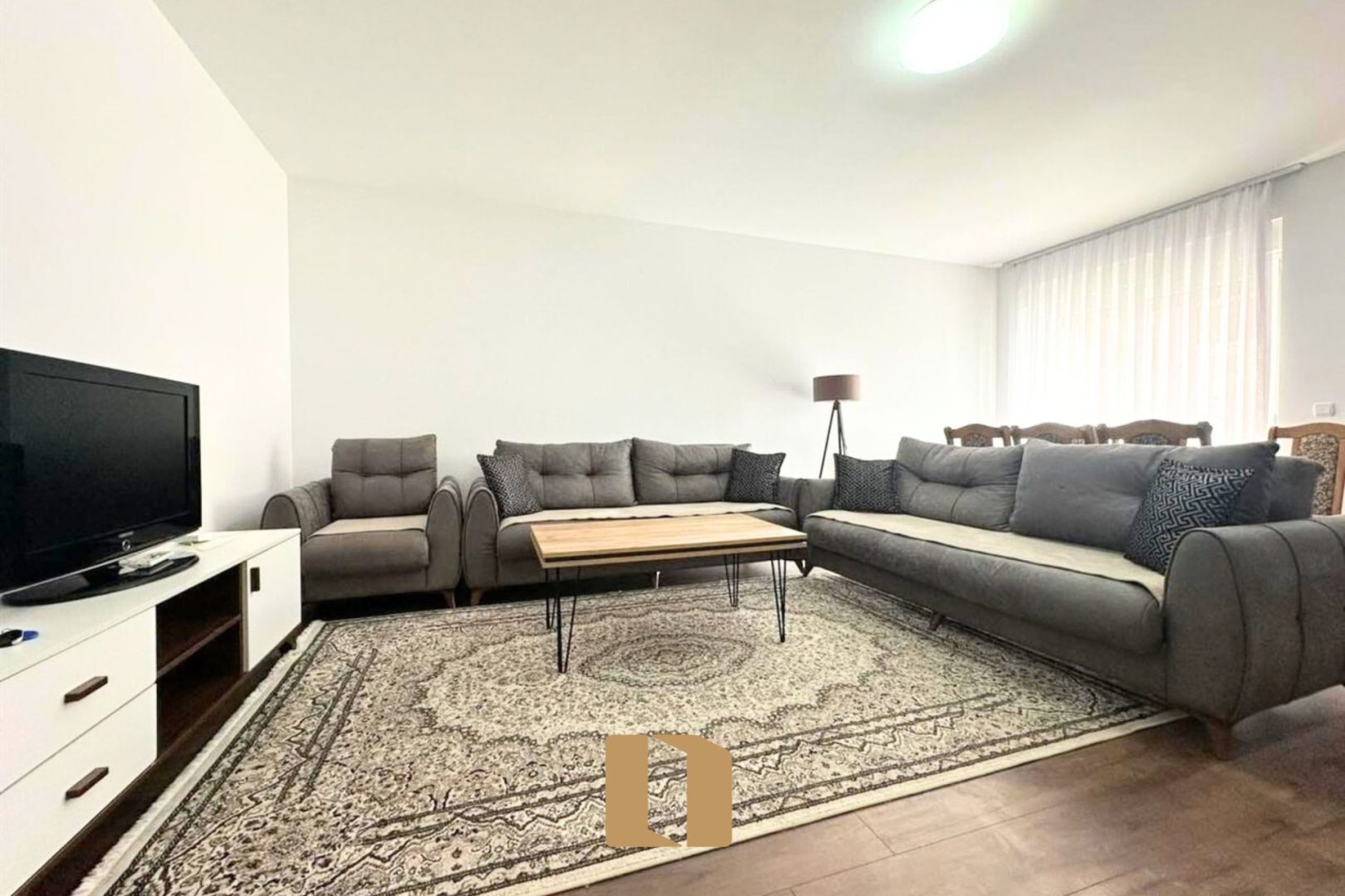 BANESË ME QIRA – RRUGA B | 80 M²