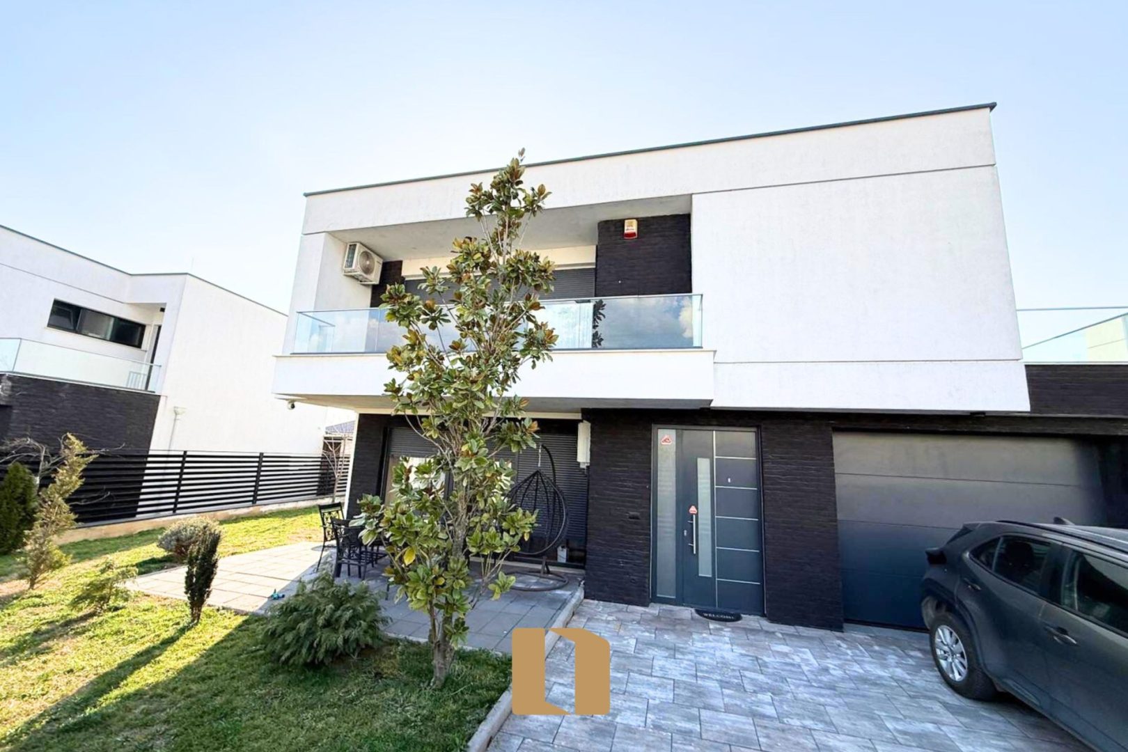 SHITET SHTËPI NË LAGJEN HANA ÇAGLLAVICË – 228.23 m²