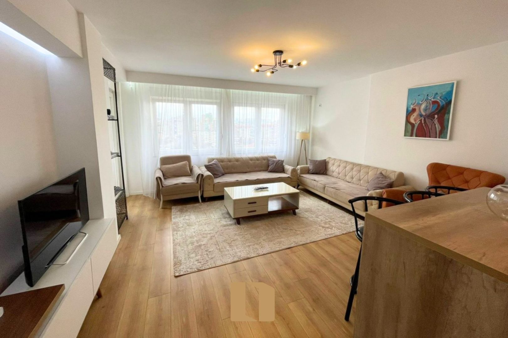 BANESË ME QIRA NË LAKRISHTË