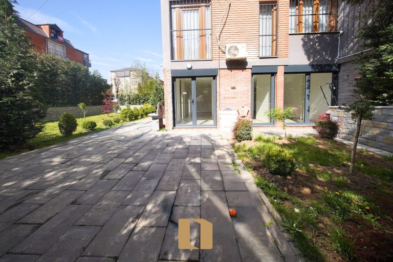 LOKAL ME QIRA NË DARDANI – 200m²