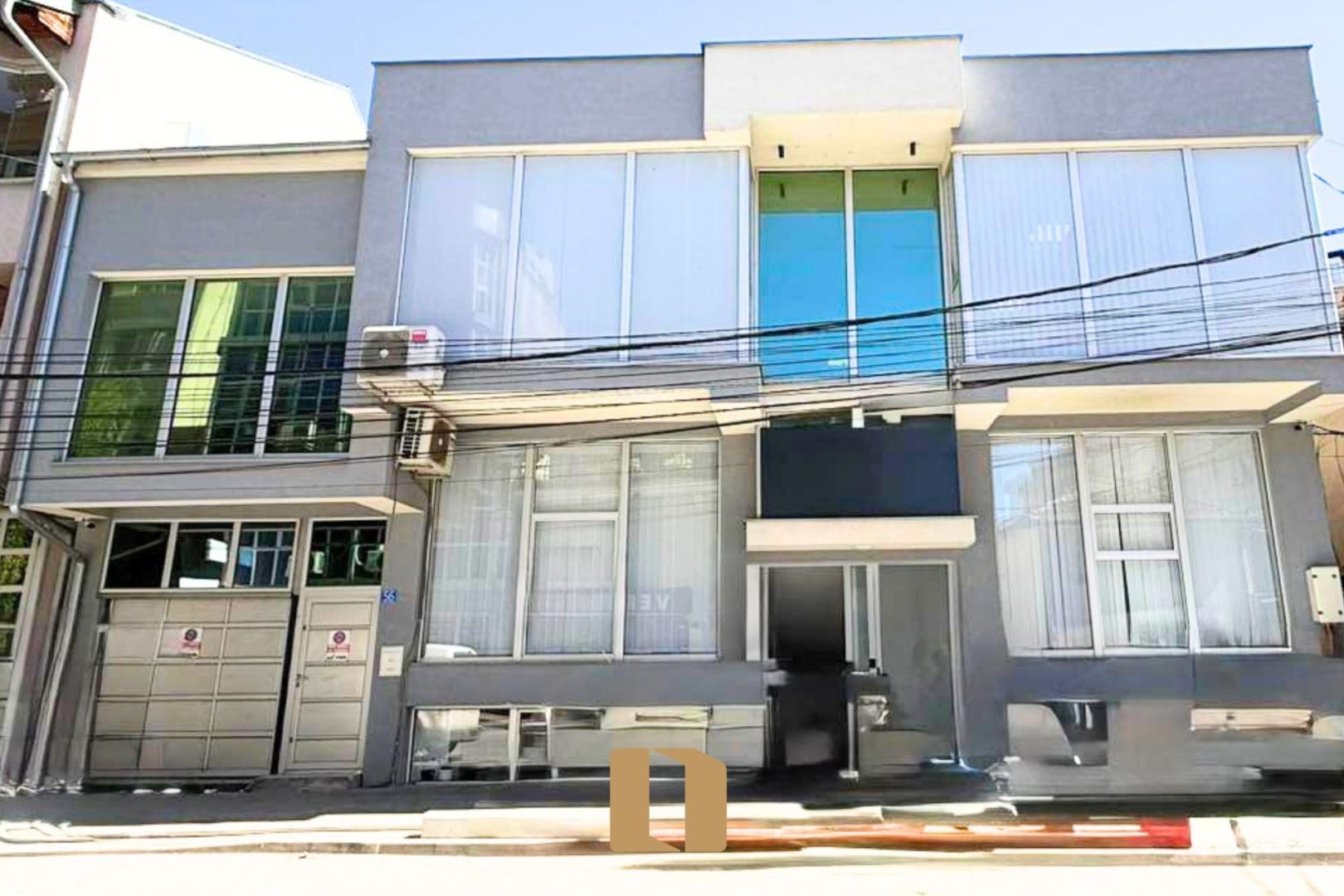 ZYRE ME QIRA – QENDËR | 200m²