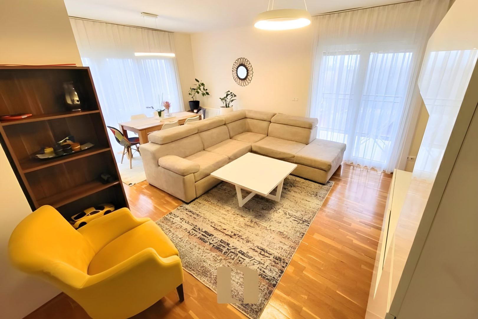 BANESË ME QIRA – RRUGA C | 75m²