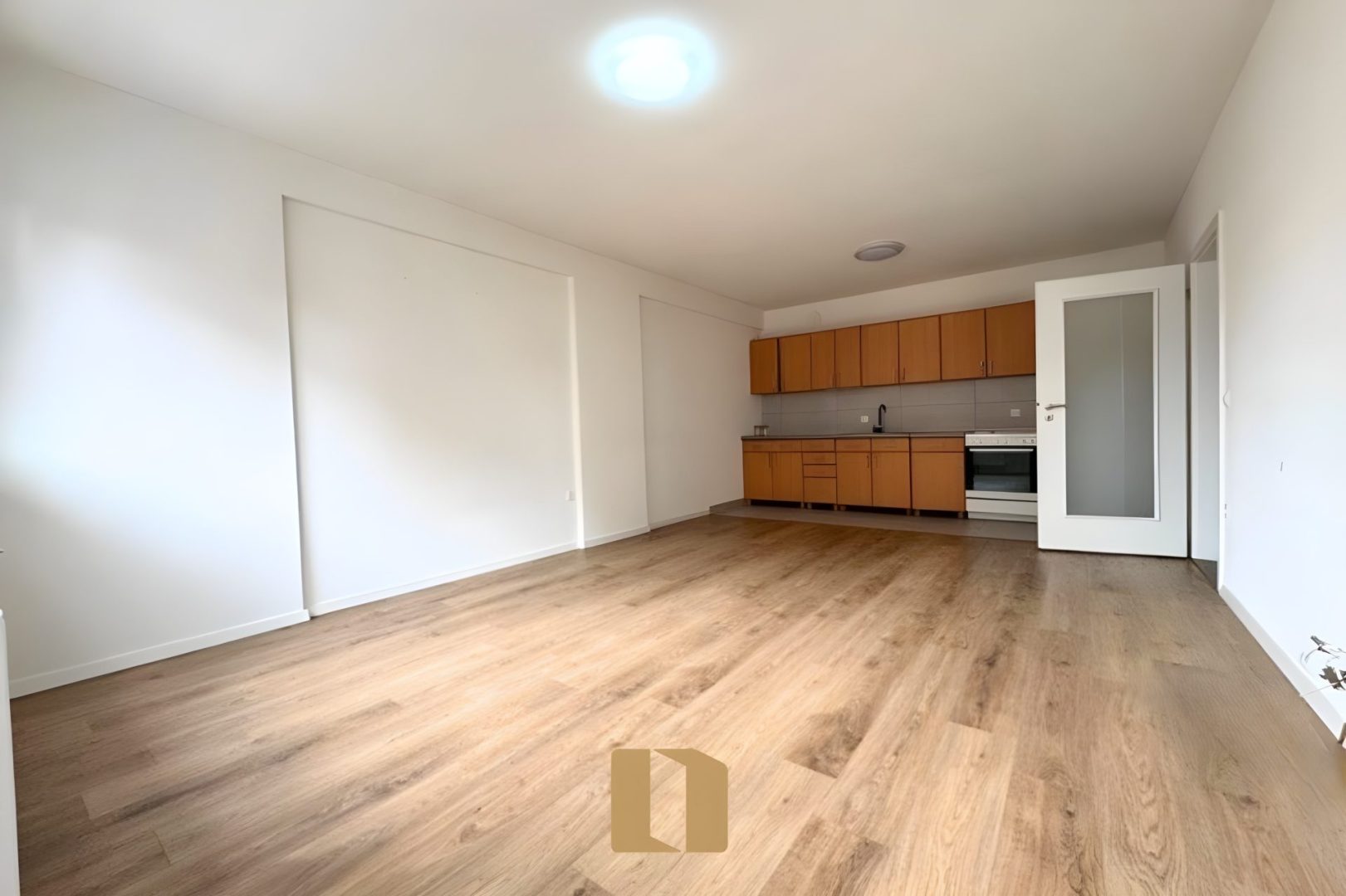 BANESË ME QIRA – MUHARREM FEJZA | 85m²