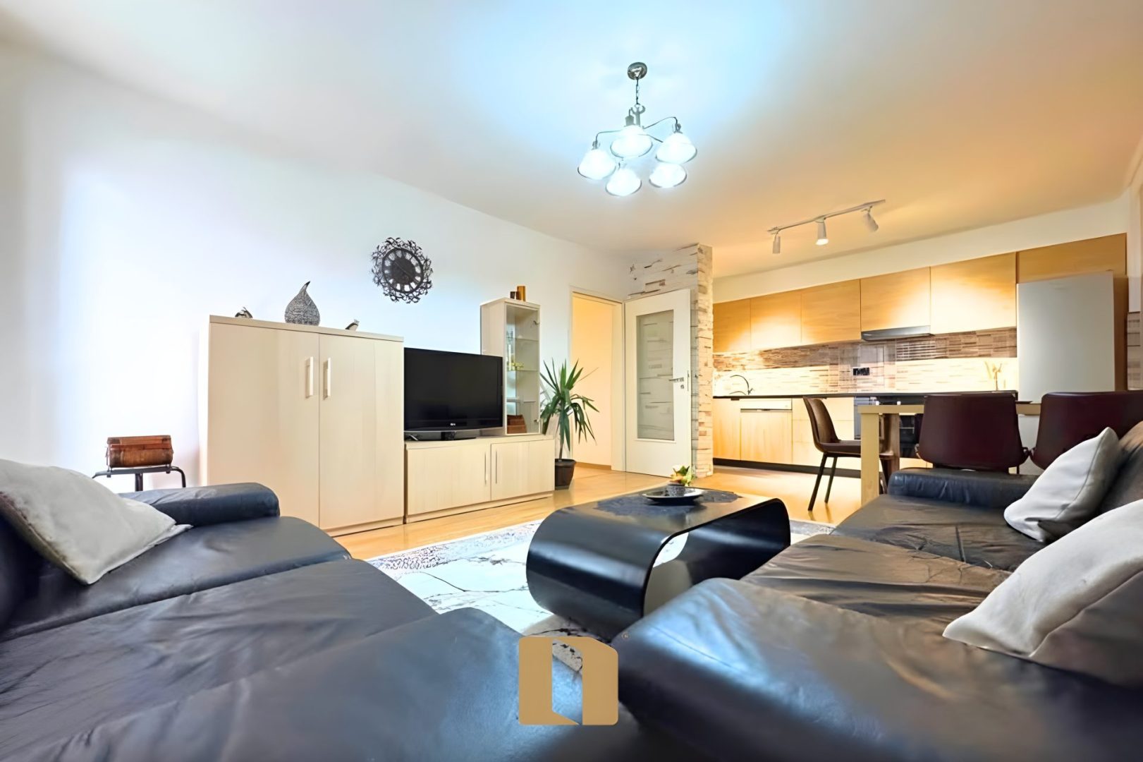 BANESË ME QIRA – RRUGA C | 75m²