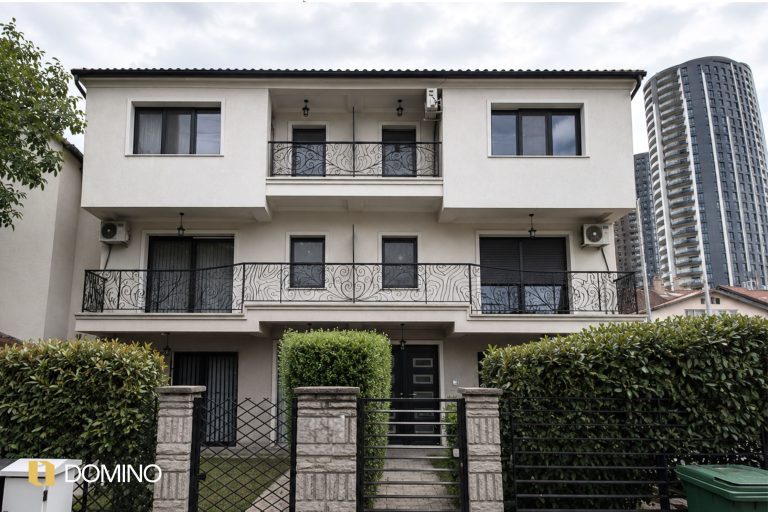 SHTËPI ME QIRA | PEJTON | 180m²